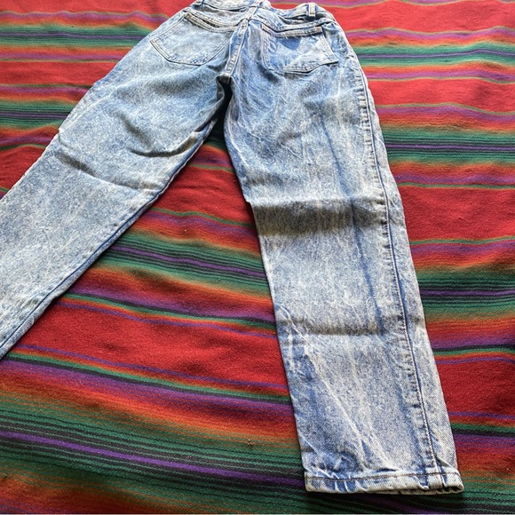 VTG 80’s Palmetto’s Blue Acid Washed Jeans! Button fly. Size 9. 5 pockets. USA. - Picture 9 of 13